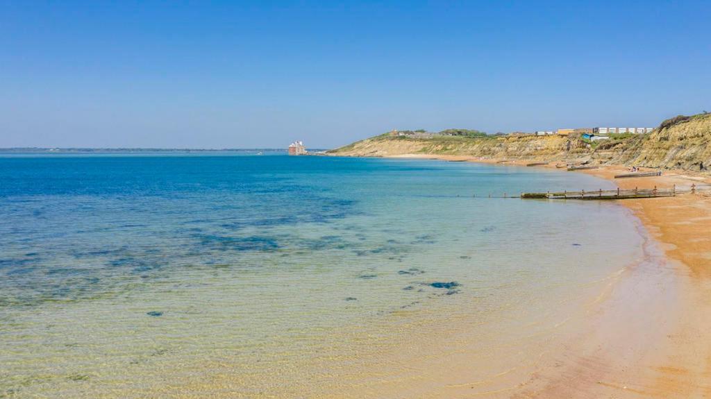 Beau - Brambles Chine, Colwell Bay - 5 Star Wifi - Short Walk To The Hut And Beach - 1 Night Stays Available - Ferry Offers Фрешуотер Экстерьер фото